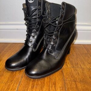Timberland Black Lace-Up Women's Boots